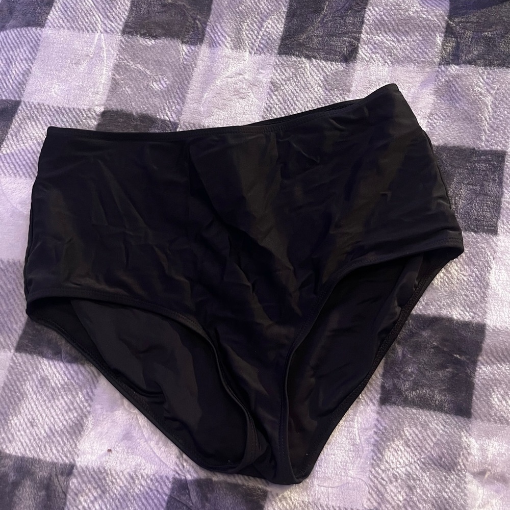 NEVER WORN bikini bottoms!